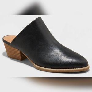 Universal Thread Faux-Leather Mules | Size 8